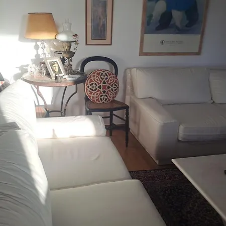 Kostantinos Luxurioys Apartment *